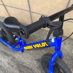 キックバイク　青　ブレーキ付きの画像