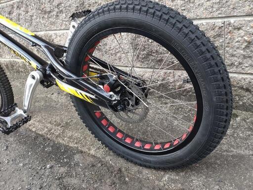 Because 自転車トライアル ハイグレード コンペ仕様 20インチ