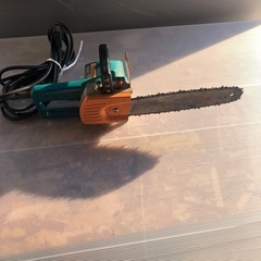 マキタ電気チェンソー