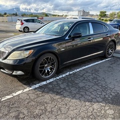 レクサス　LS460 モデリスタ19インチ　革シート　HDMI接続済み