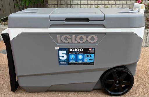 美品　IGLOO クーラーボックス　マックスコールド90QT（８５Ｌ）