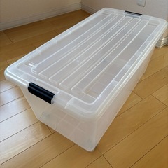 キャスター付き衣装ケース