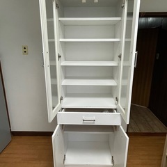 【お値下げしました！】【美品】食器棚 ホワイト 島忠　週末引取り可能な方の画像