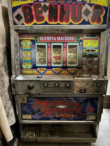 スロットマシン