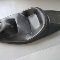 マジェスティ125 DCR？シート