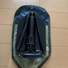 折りたたみシャベルの画像