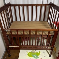 【お譲り先決まりました】ベビーベッド ミニベビーベッドの画像
