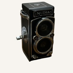 Beedove レトロカメラ ヴィンテージミニデジタルカメラ 写真・動画機能 12MPオートフォーカス コンパクトトイカメラ 大人向け ポータブルTLRスタイル ブログ/旅行/初心者/カメラマニア向け(16GBカード、日本語説明書、ストラップ付き)の画像
