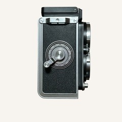 Beedove レトロカメラ ヴィンテージミニデジタルカメラ 写真・動画機能 12MPオートフォーカス コンパクトトイカメラ 大人向け ポータブルTLRスタイル ブログ/旅行/初心者/カメラマニア向け(16GBカード、日本語説明書、ストラップ付き)の画像