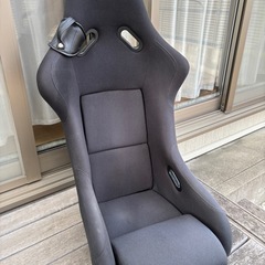 価格は相談下さい　
メーカー不明　フルバケットシート