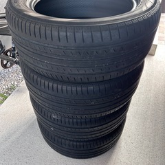 中古タイヤの画像
