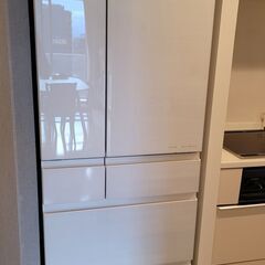 【中古】Panasonic 600L 冷蔵庫 NR-F609HPX-W