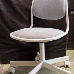 IKEAチェアの画像
