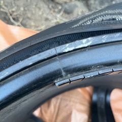 早く売りたいです‼️18インチ 10j +30くらい？の画像