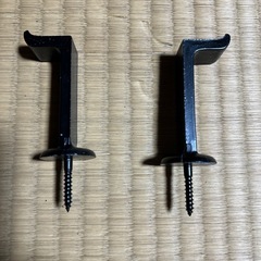 ﾚﾄﾛ鉄製額受　DIYにも黒２個