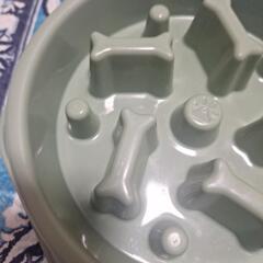 早食い防止　餌入れの画像