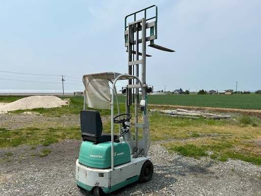 （札幌市近郊）中古 コマツ　バッテリーリフト　FB05-3　最大荷重500㎏.直接引取りの場合→運賃無料 