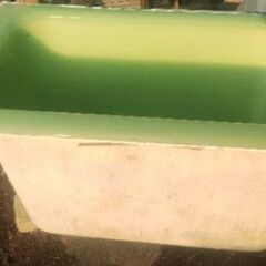 浴槽　水を貯めておくのにいりませんでしょうか？　外径　幅80長さ120高さ60cmの画像