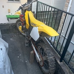 rm125