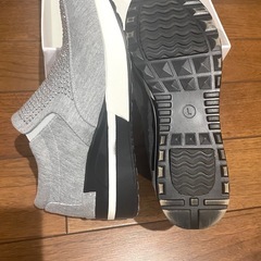 ビジューウォーキングシューズの画像