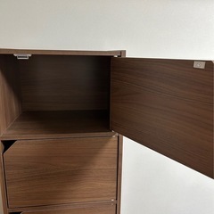 扉付き収納　カラーボックスの画像