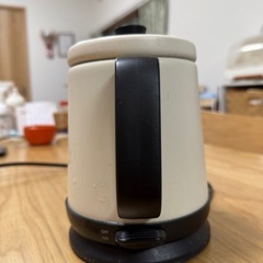 電気ケトルの画像