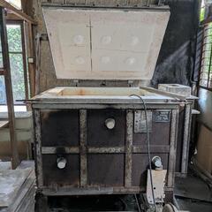 決まりました。陶芸用の土、窯の画像