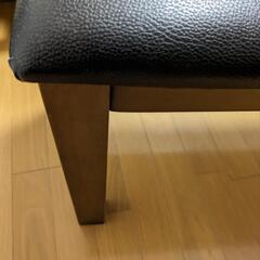 無料、ピアノ椅子 キズ有りの画像