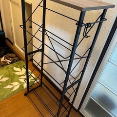 スリムなシューズラック