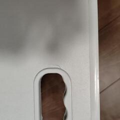 折りたたみテーブルの画像