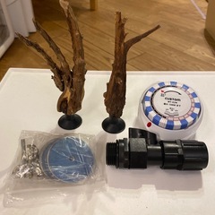爬虫類ケージや小物色々の画像