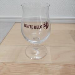 ビールグラスの画像