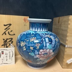 新品 花瓶 箱付き　伊万里 鍋島焼　泰仙