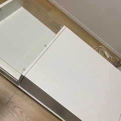 LOWYAのドレッサーテーブル