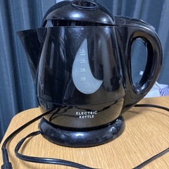 電気ケトルの画像