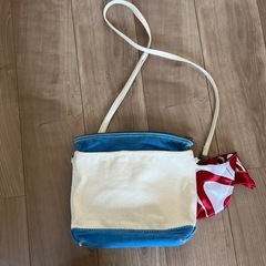 ショルダーバックの画像