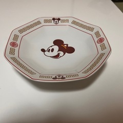 ディズニーのお皿3点の画像