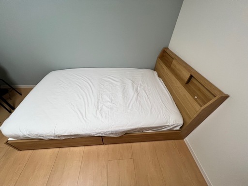 ニトリ セミダブルベッド（フレーム＋マットレス）