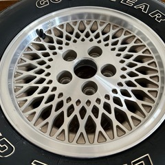 新品未使用 JEEP ジープ チェロキー 純正 225/70R15タイヤホイールの画像