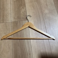 新品　木製ハンガー　30本の画像