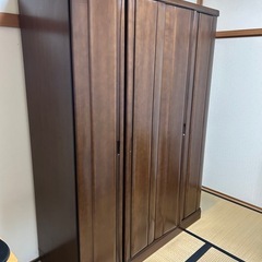 洋服ダンスの画像