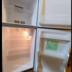 一人暮らし用冷蔵庫の画像