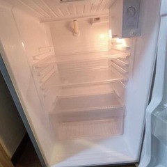 一人暮らし用冷蔵庫の画像