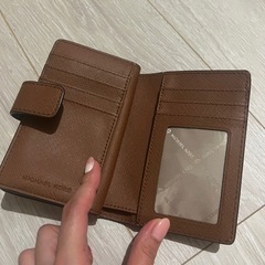 新品⭐️MICHEAL KORS財布の画像