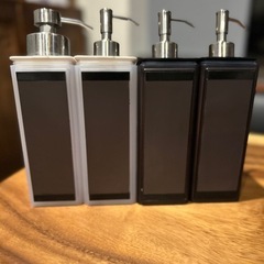tower マグネットシャンプーボトルの画像
