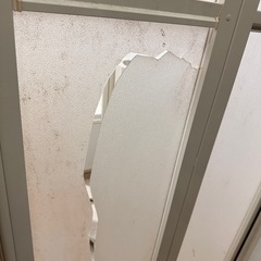 浴室ドアのアクリル板交換助けて欲しいです