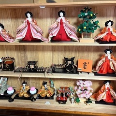 雛人形7段セットの画像