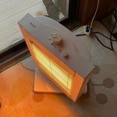 【ほぼ未使用】動作確認済　2秒速暖！直管型ハロゲンヒーターの画像