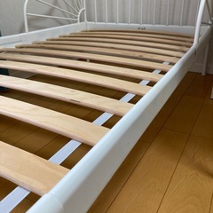 【値下げ】　IKEA　伸長式ベッドフレームとすのこの画像