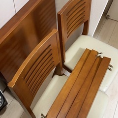 テーブル